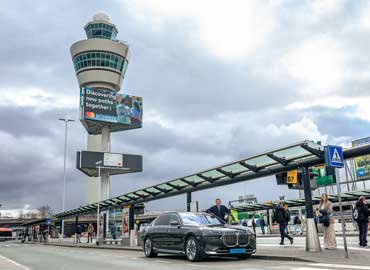 Airport schiphol taxi bellen